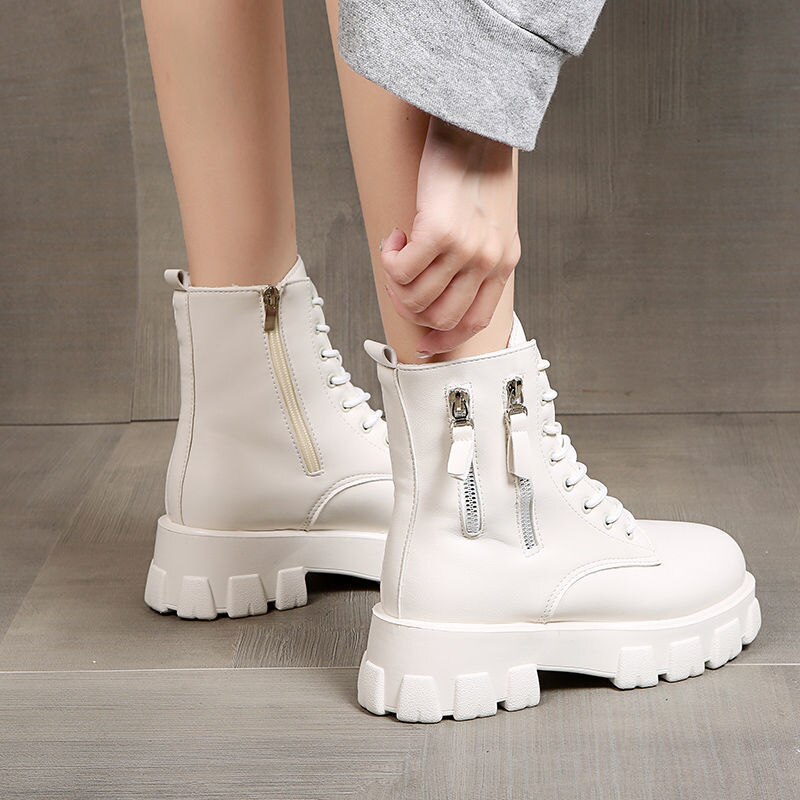 Bota Feminina com Pelúcia Plataforma Emborrachada