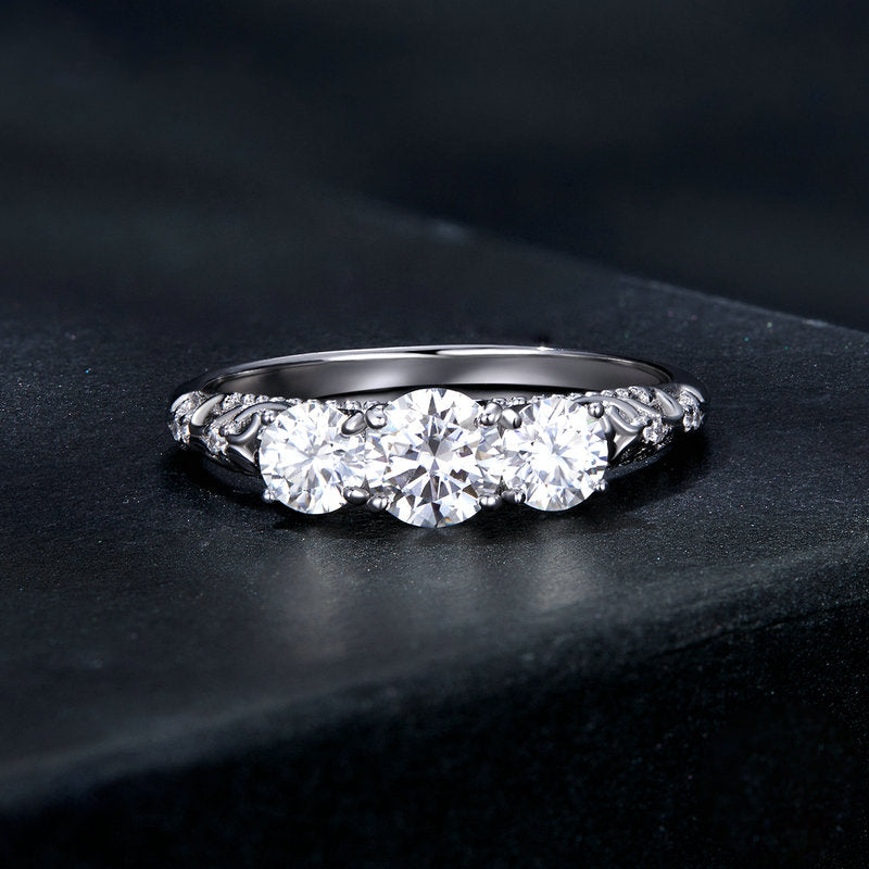 Anel Prata 925 com 3 Pedras de Moissanite de 1.1 Quilates