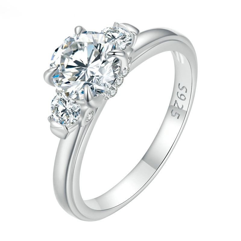 Anel Prata Florado Cravejado com Moissanite